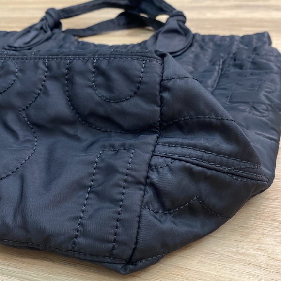 Marc Jacob’s | Tate Tote | Quilted Nylon Large Tote Bag - Picture 7 of 16